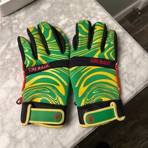 Grenade Rasta gloves